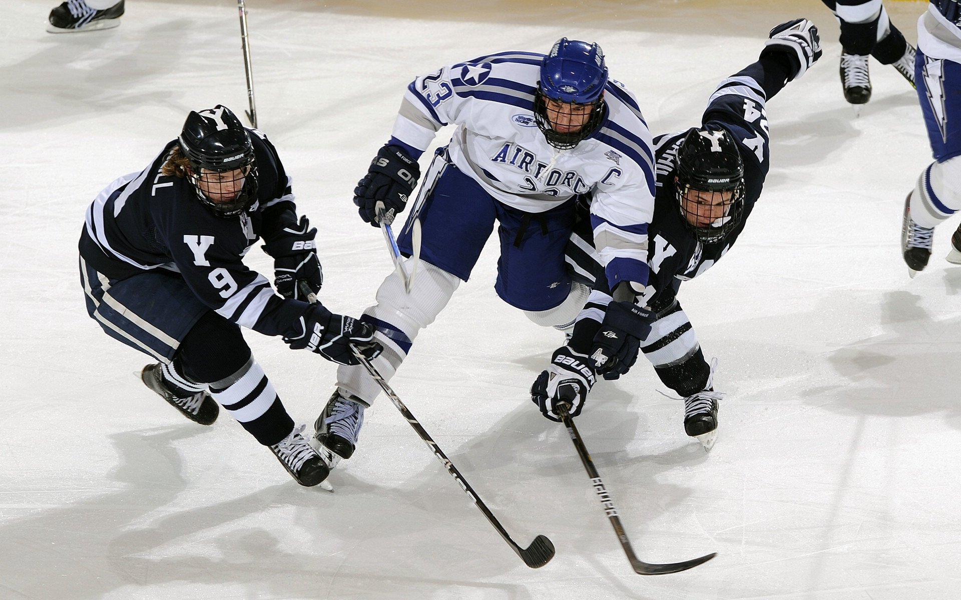 体育新闻中心构建体育赛事多渠道内容发布体系,大型体育赛事新闻运行的五大核心板块